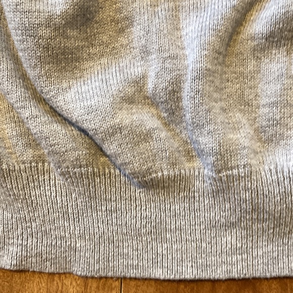 ATMOSPHERE💫 Women’s Light Gray Thin Knit Cropped Long Sleeve Sweater - Picture 4 of 6